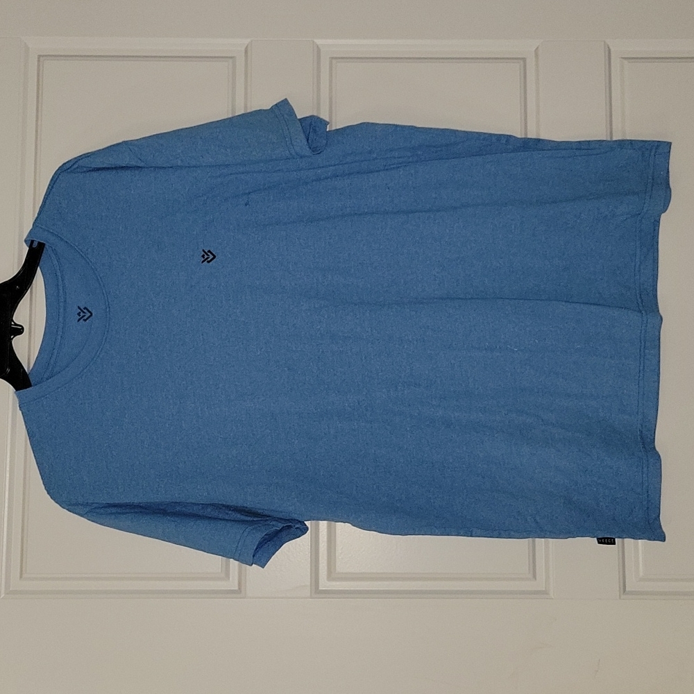Veece Tshirt